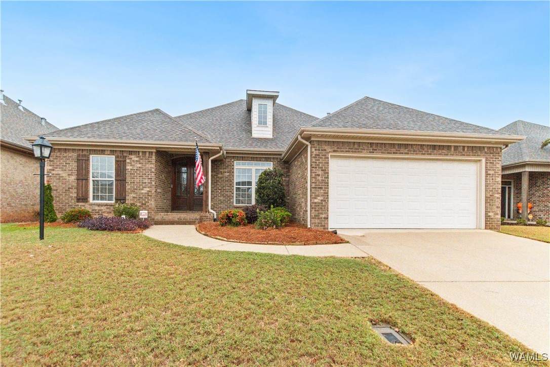 710 Greenbriar Place - Photo 1