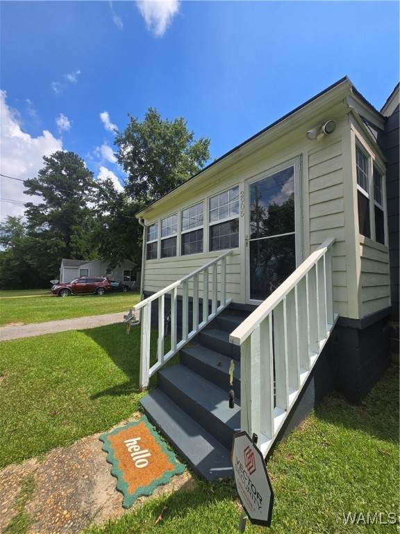 2905 2ND Avenue - Photo 1