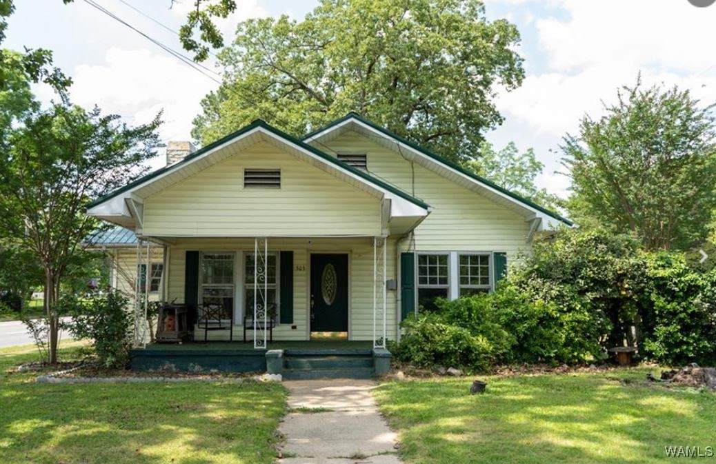 303 4th Street - Photo 1