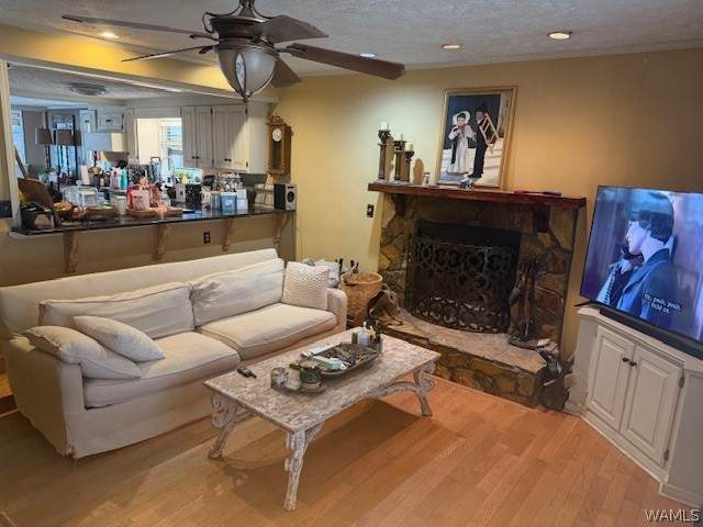 https://bt-photos.global.ssl.fastly.net/tuscaloosa/orig_boomver_1_172477-2.jpg