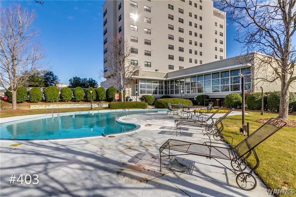 2209 9th Street - Photo 1