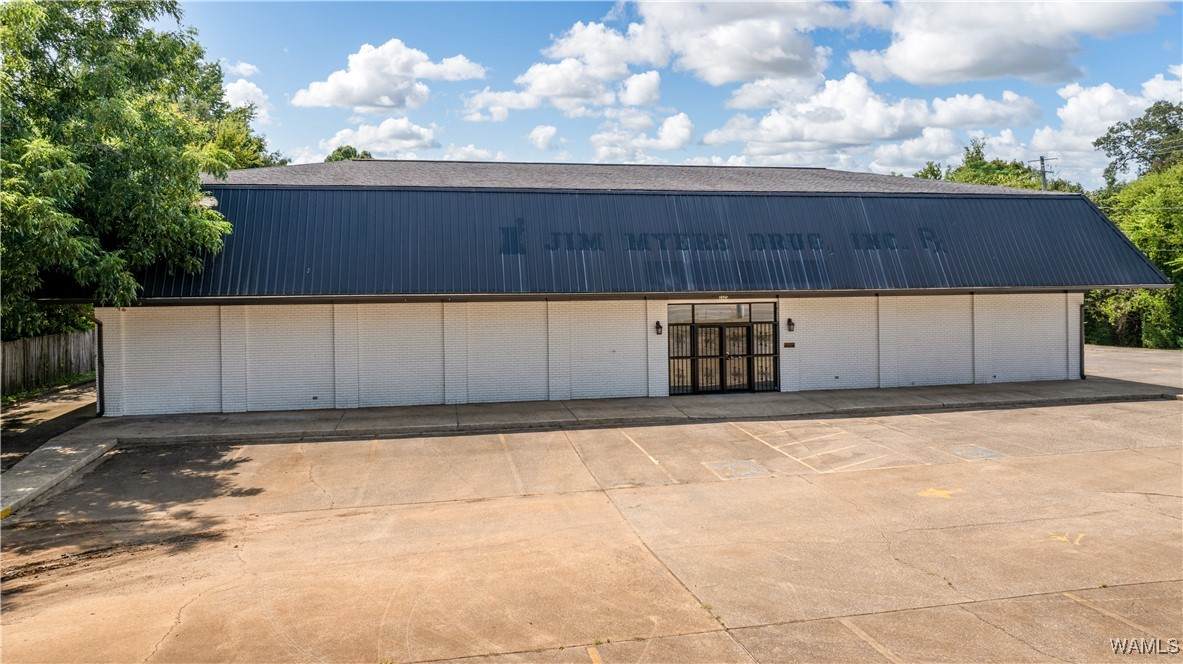 3325 University Boulevard - Photo 1