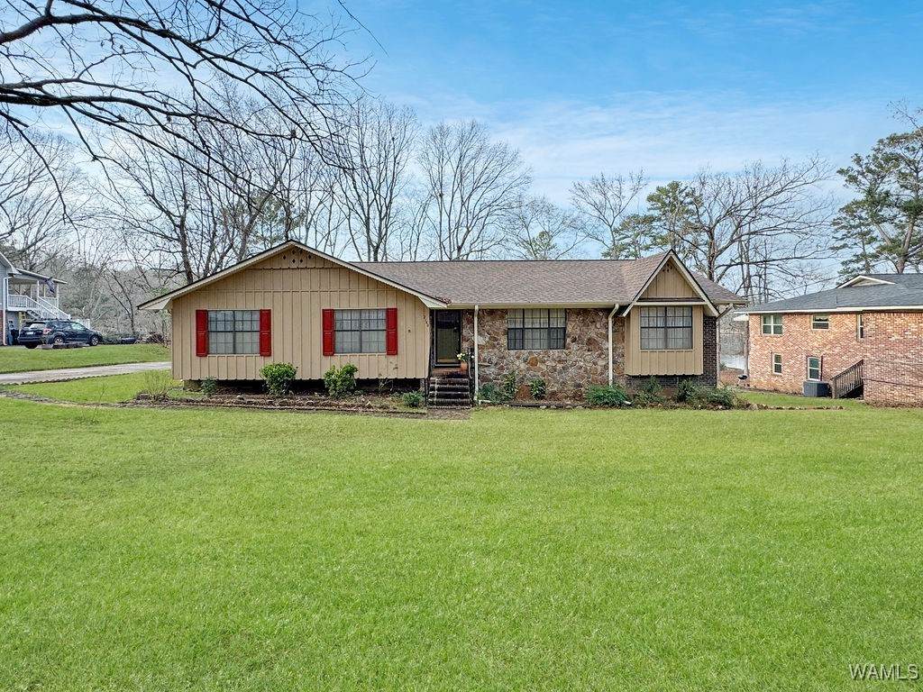 2140 Lakeside Drive - Photo 1