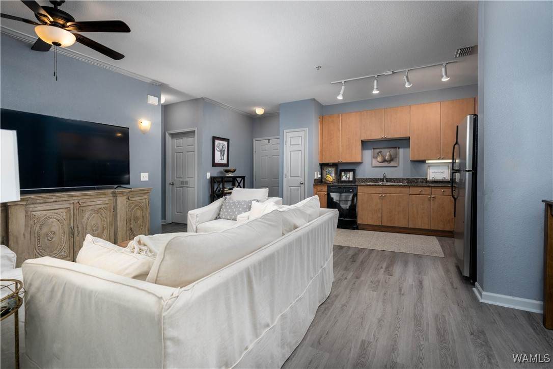 1901 5th Avenue - Photo 1