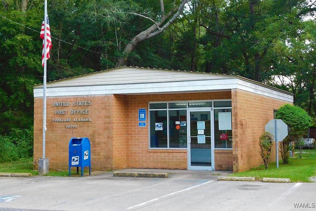 3663 M L King Drive - Photo 1