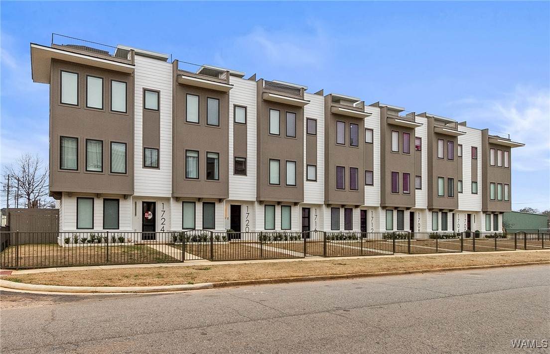 1708 12th Avenue - Photo 1