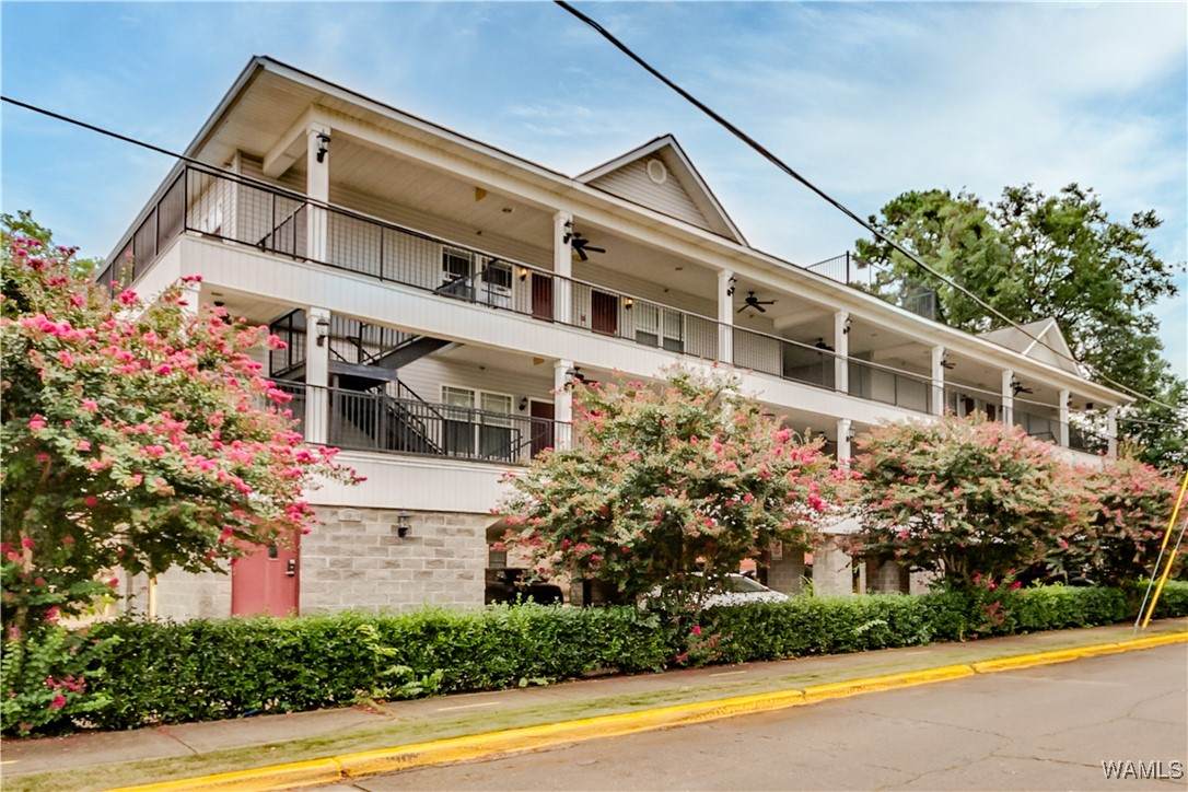 801 16th Avenue - Photo 1