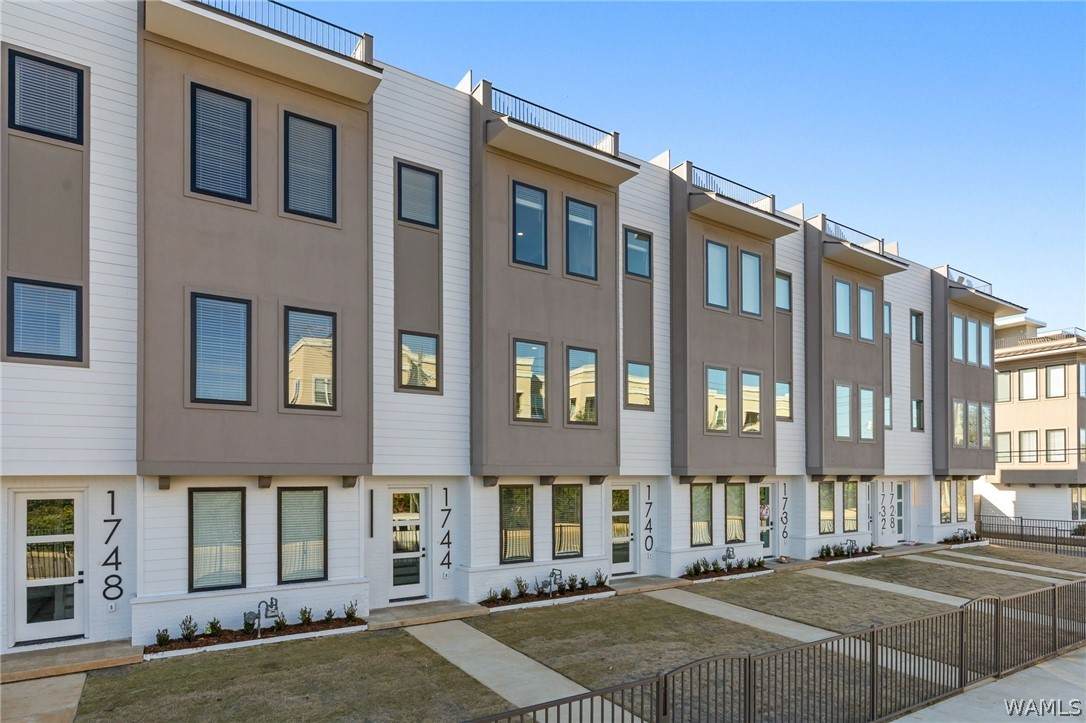 1740 12th Ave - Photo 1