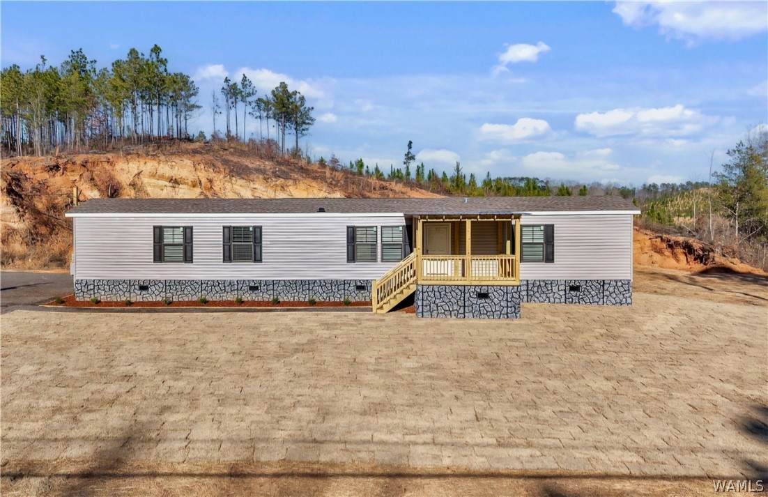 3198 University Way - Photo 1