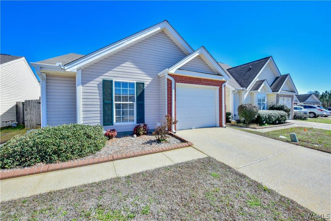 8619 Inverness Lane - Photo 1