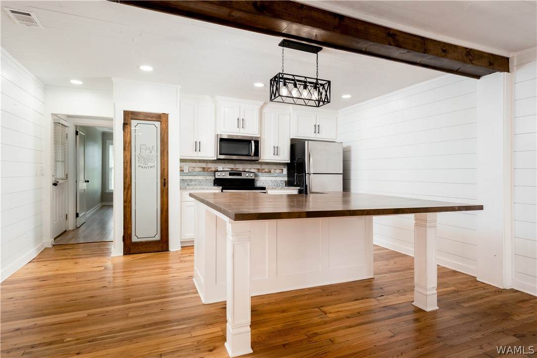 11376 Kings Loop Road - Photo 1