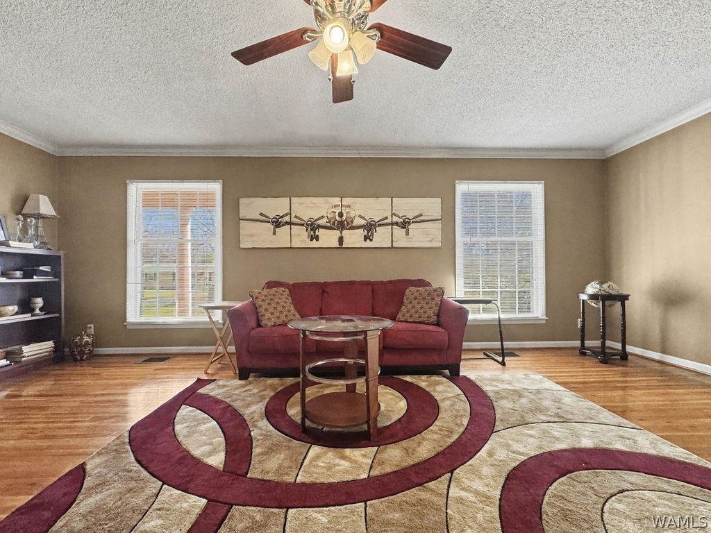 https://bt-photos.global.ssl.fastly.net/tuscaloosa/orig_boomver_1_173785-2.jpg