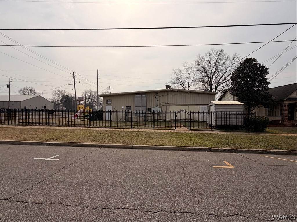 https://bt-photos.global.ssl.fastly.net/tuscaloosa/orig_boomver_1_173834-2.jpg