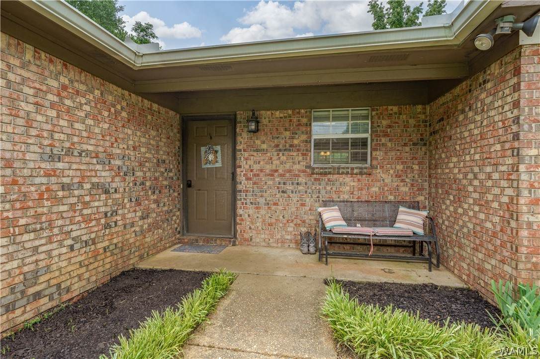 https://bt-photos.global.ssl.fastly.net/tuscaloosa/orig_boomver_1_173850-2.jpg