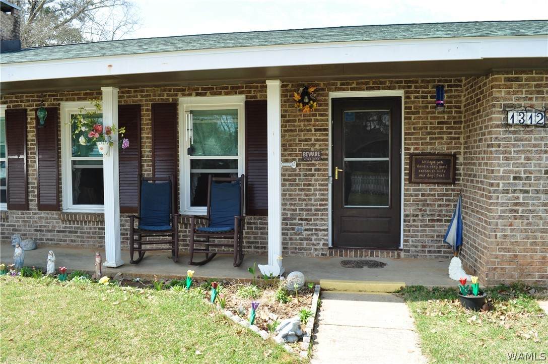 https://bt-photos.global.ssl.fastly.net/tuscaloosa/orig_boomver_1_173879-2.jpg