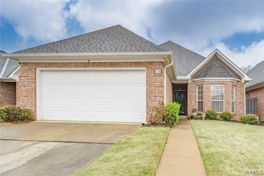 18 Highland Manor - Photo 1