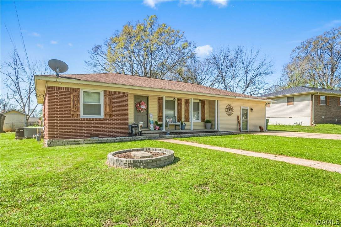 6205 Cottonwood Lane - Photo 1