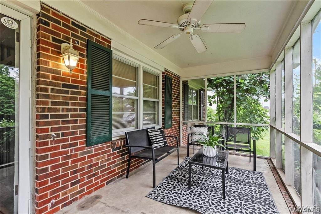 https://bt-photos.global.ssl.fastly.net/tuscaloosa/orig_boomver_1_174023-2.jpg