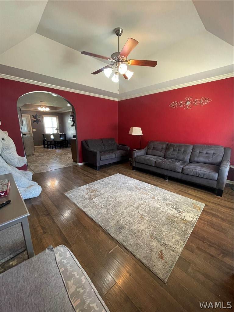 https://bt-photos.global.ssl.fastly.net/tuscaloosa/orig_boomver_1_174093-2.jpg