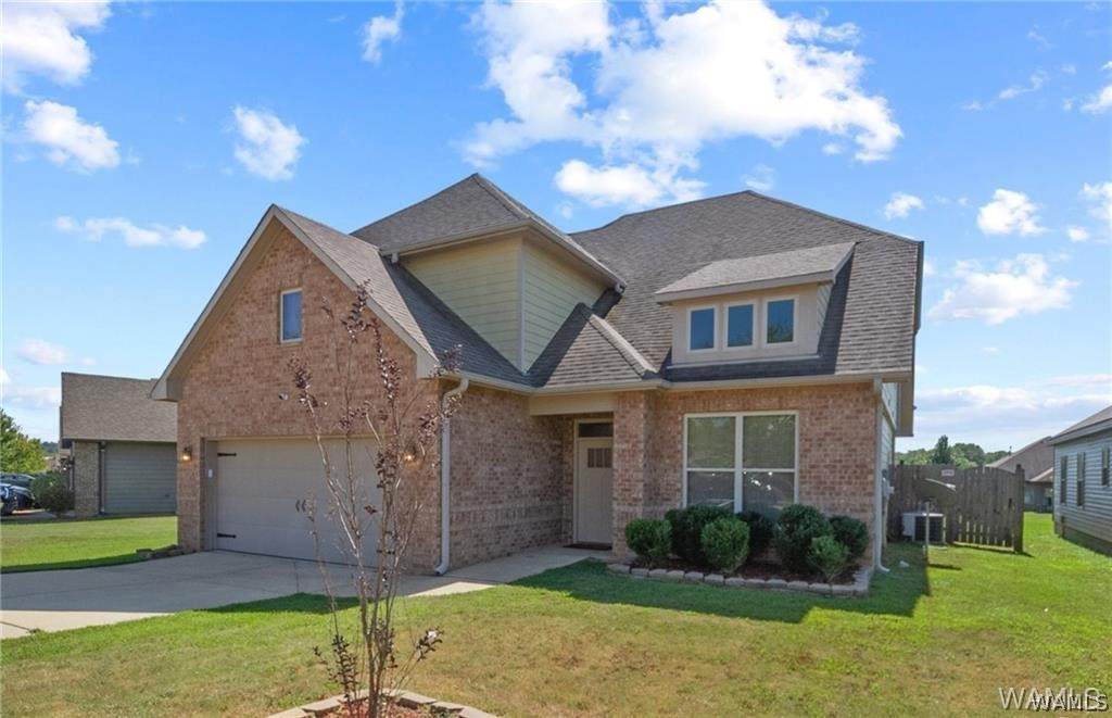 1325 Maxwell Circle - Photo 1