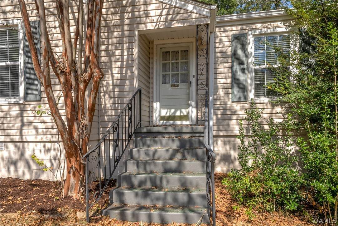 https://bt-photos.global.ssl.fastly.net/tuscaloosa/orig_boomver_2_174170-2.jpg