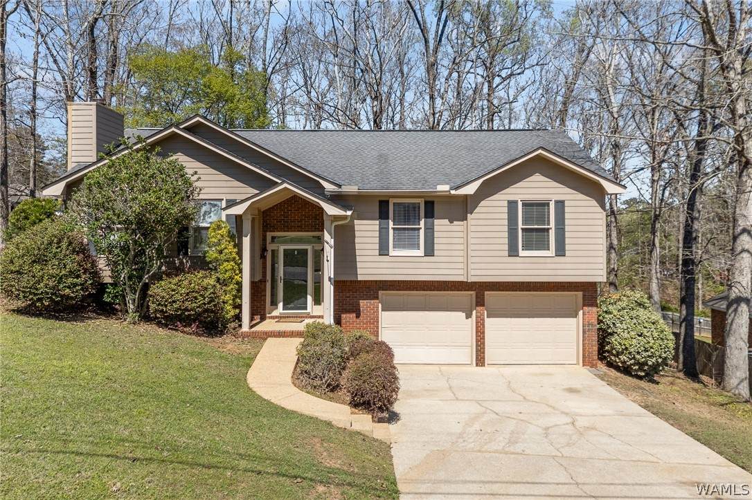 4902 Lakehurst Drive - Photo 1