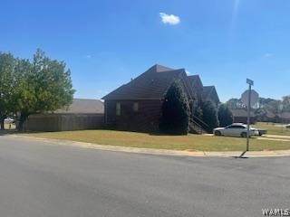10806 Dogwood Circle - Photo 1