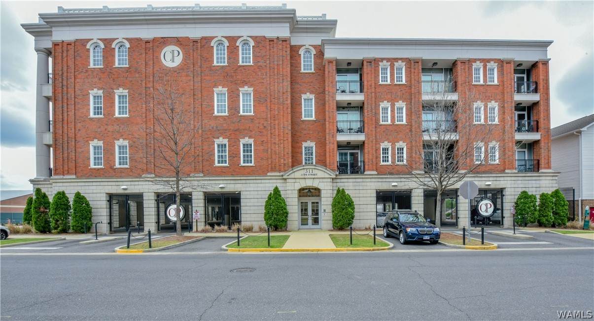 511 11th Street - Photo 1