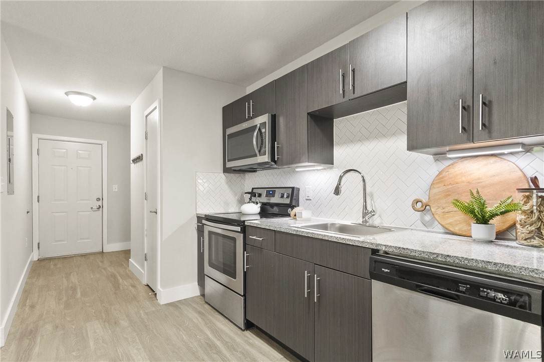 680 6th Avenue - Photo 1