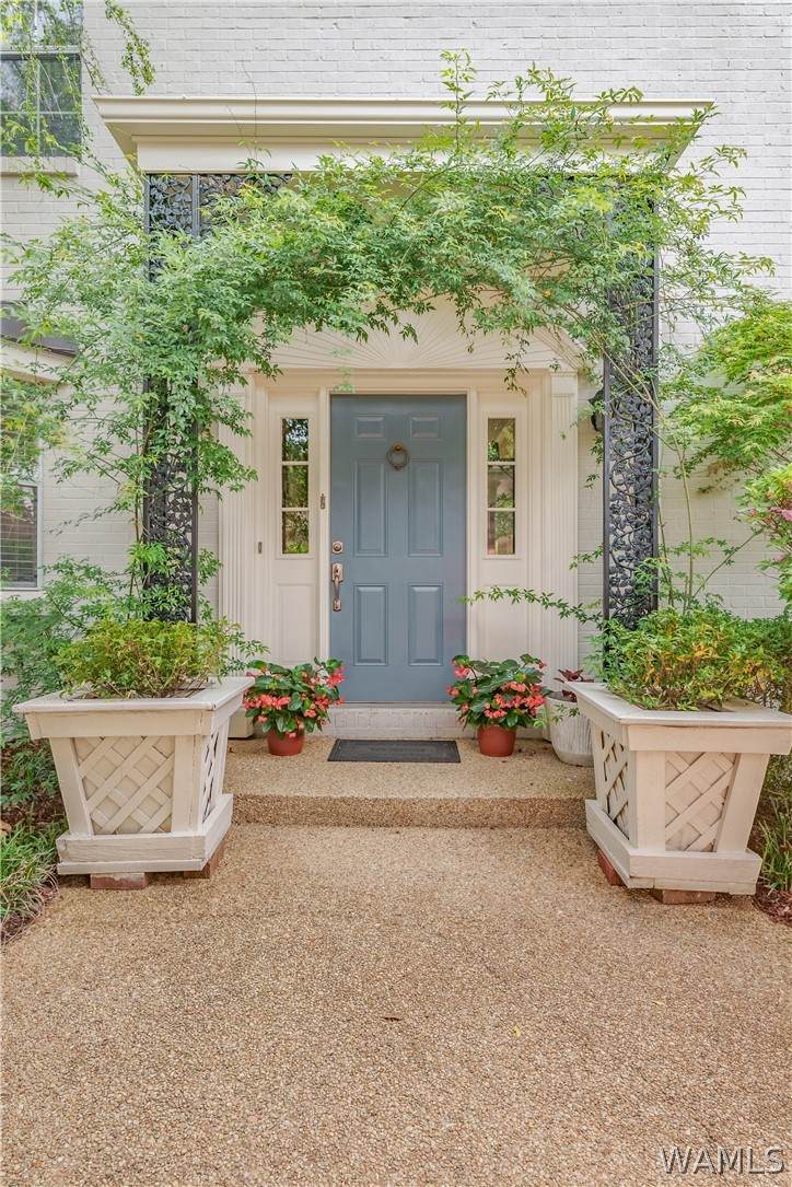 1713 Saint Charles Place - Photo 1