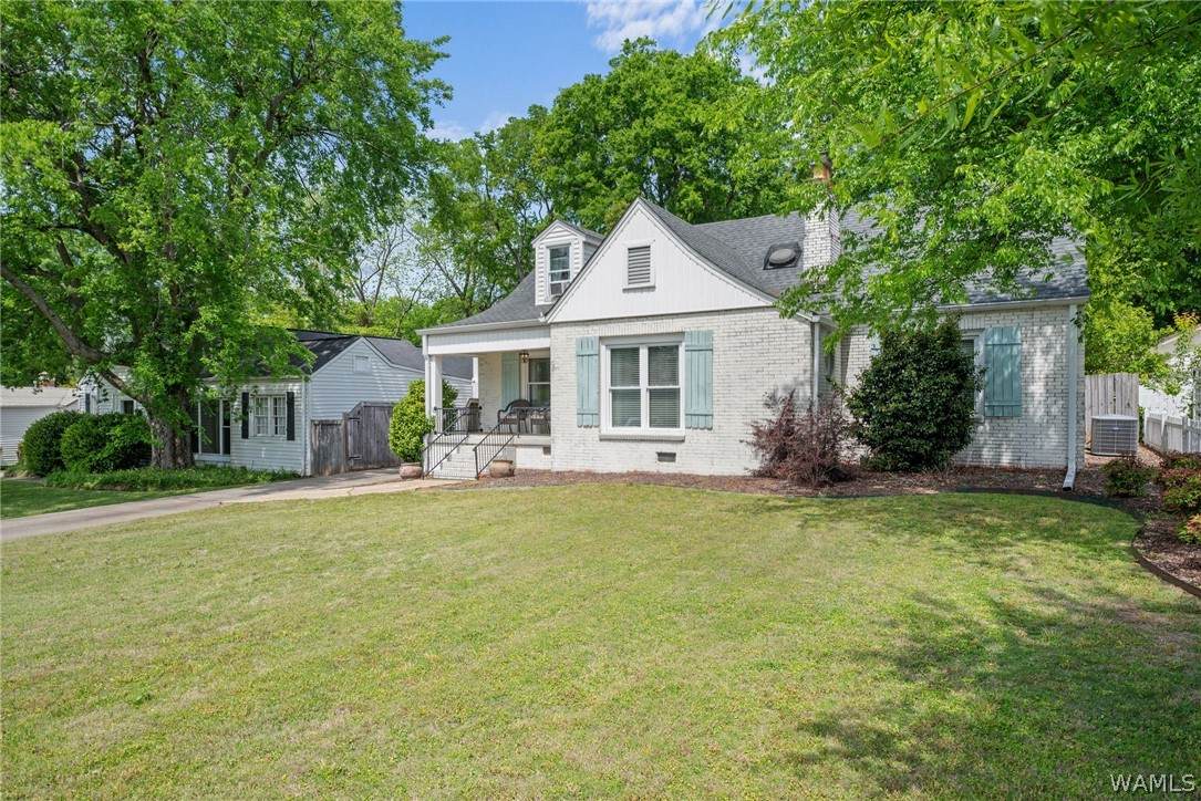 2412 20th Street - Photo 1