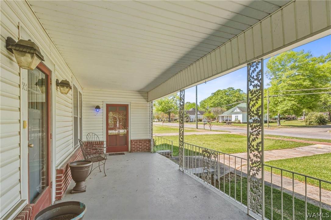 https://bt-photos.global.ssl.fastly.net/tuscaloosa/orig_boomver_1_174600-2.jpg