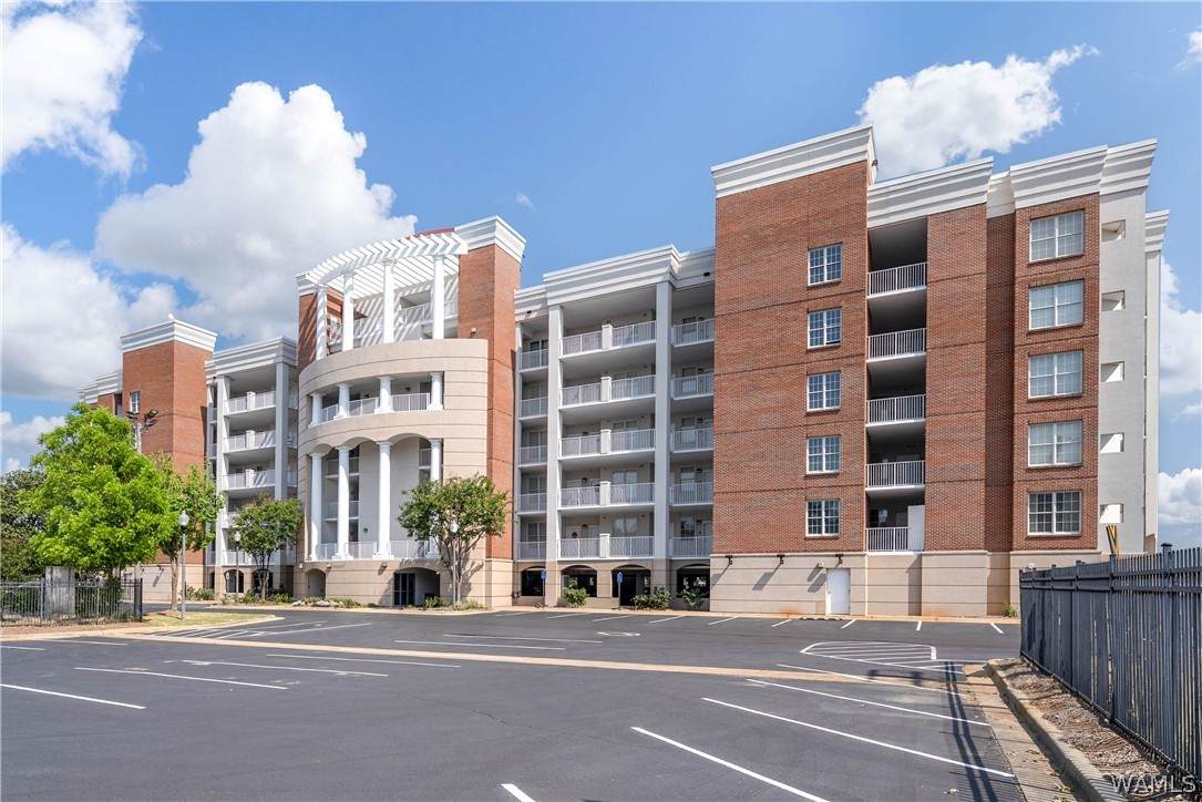https://bt-photos.global.ssl.fastly.net/tuscaloosa/orig_boomver_1_174757-2.jpg