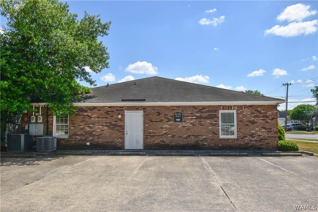 https://bt-photos.global.ssl.fastly.net/tuscaloosa/orig_boomver_1_174760-2.jpg