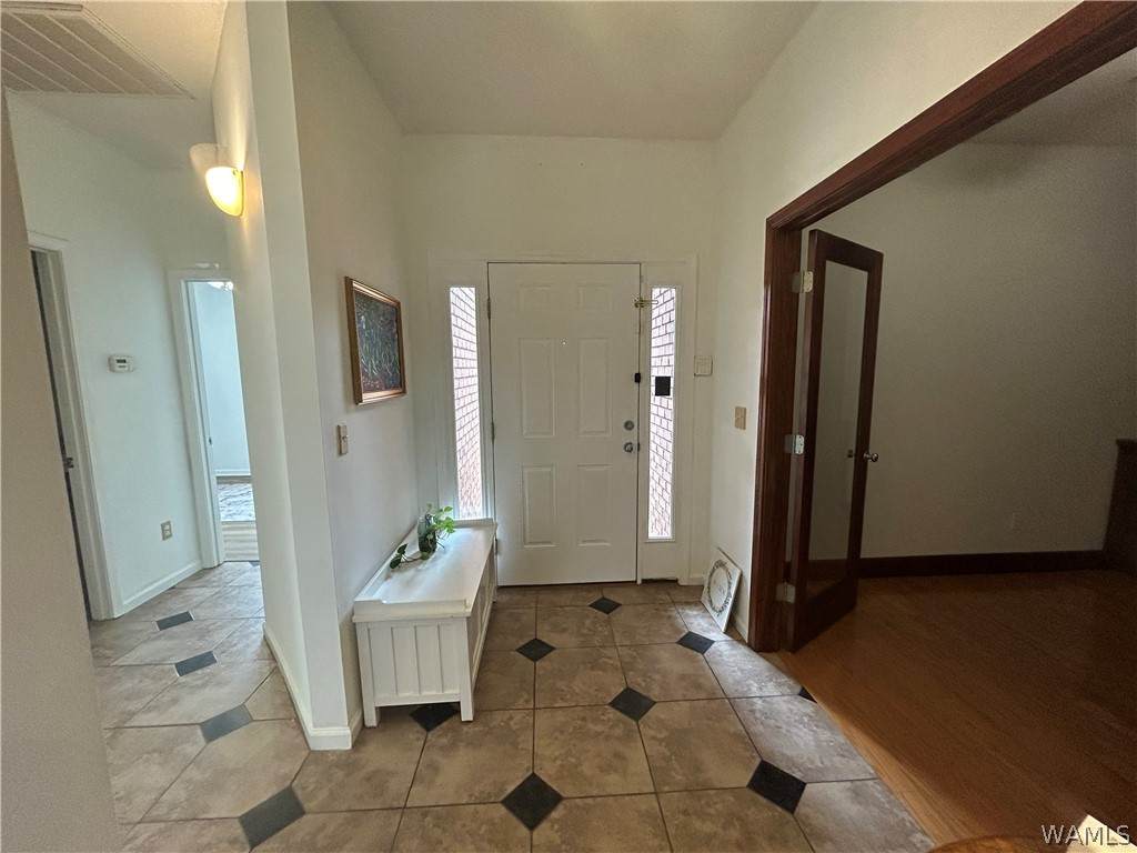 https://bt-photos.global.ssl.fastly.net/tuscaloosa/orig_boomver_1_174805-2.jpg
