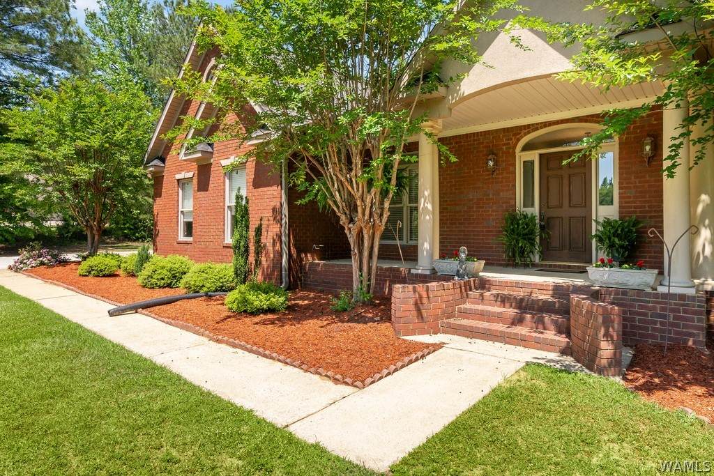https://bt-photos.global.ssl.fastly.net/tuscaloosa/orig_boomver_1_174816-2.jpg