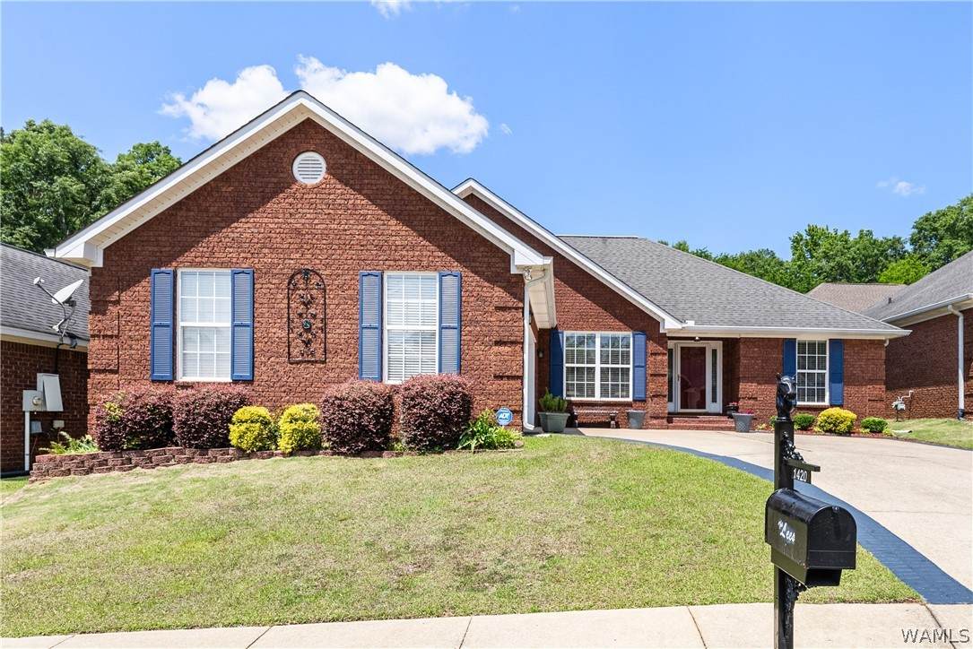 1420 Plantation Lane - Photo 1