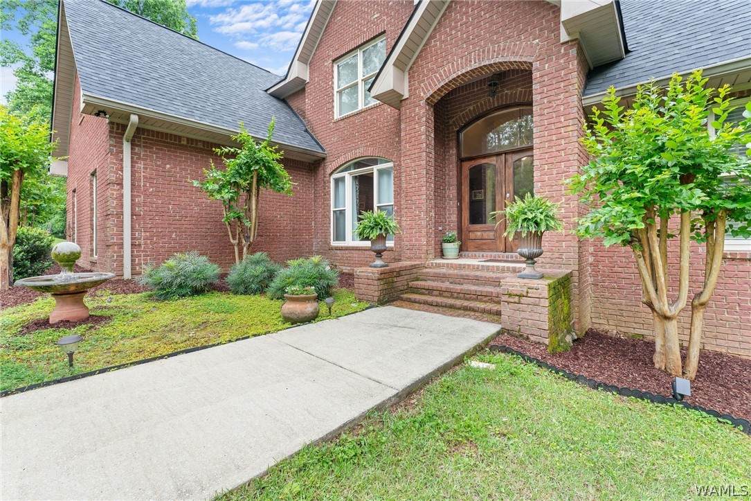 https://bt-photos.global.ssl.fastly.net/tuscaloosa/orig_boomver_1_174971-2.jpg