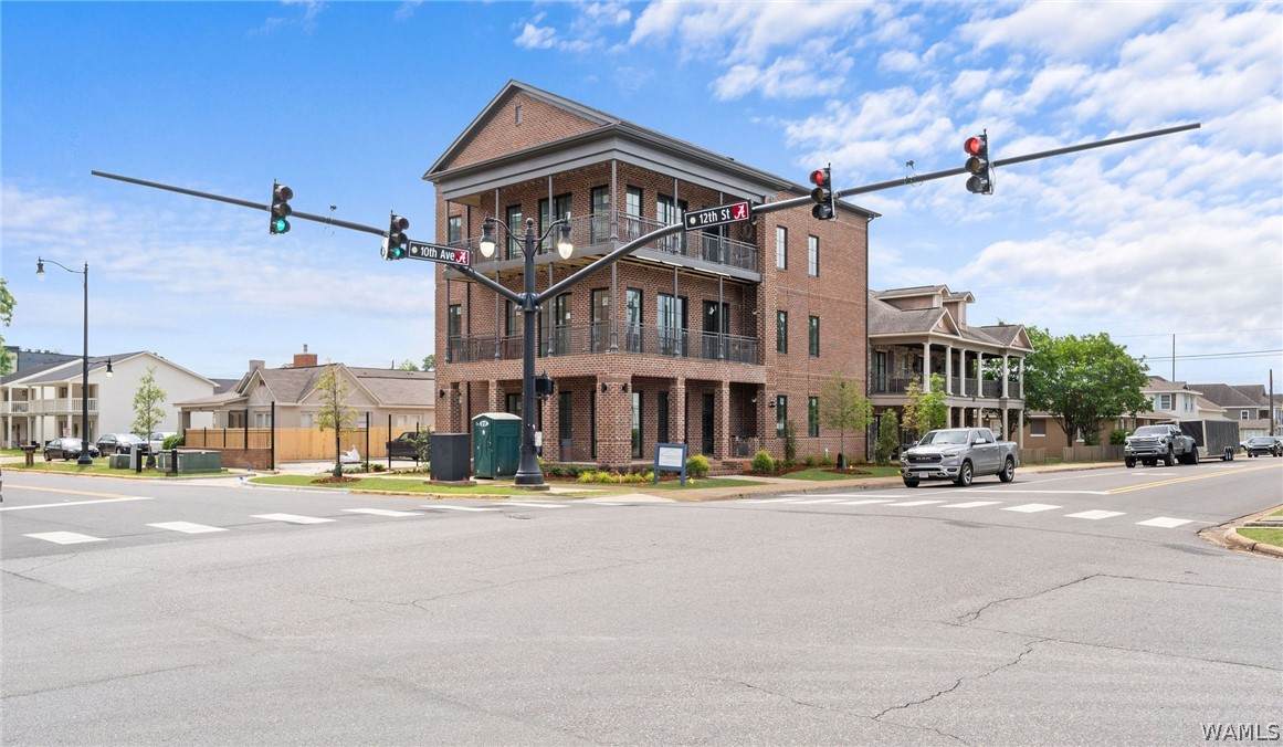 https://bt-photos.global.ssl.fastly.net/tuscaloosa/orig_boomver_1_174974-2.jpg