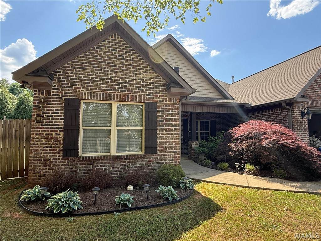 https://bt-photos.global.ssl.fastly.net/tuscaloosa/orig_boomver_1_174988-2.jpg