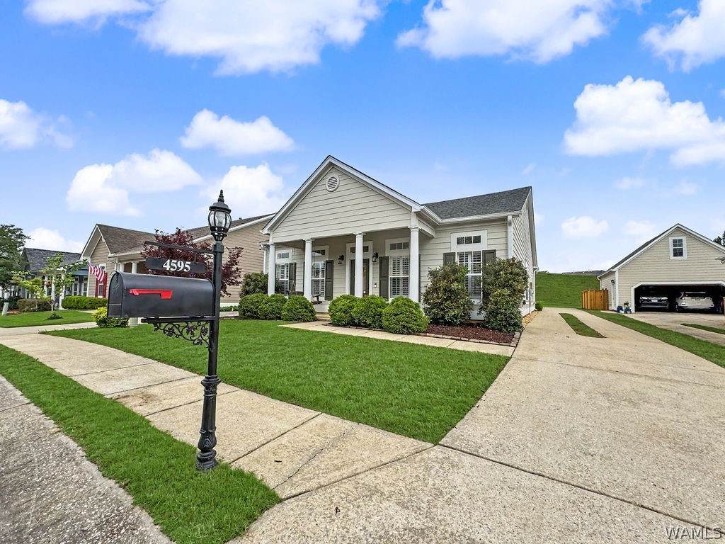https://bt-photos.global.ssl.fastly.net/tuscaloosa/orig_boomver_1_174996-2.jpg