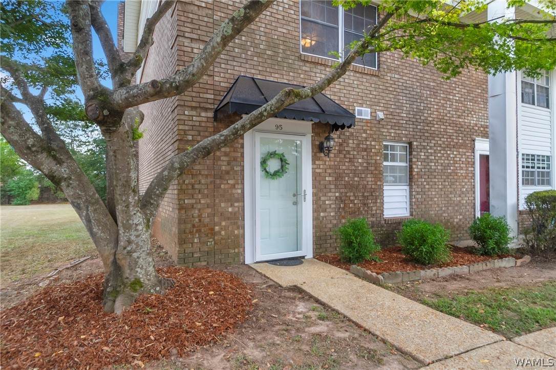 https://bt-photos.global.ssl.fastly.net/tuscaloosa/orig_boomver_1_175010-2.jpg