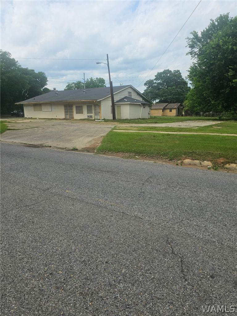 https://bt-photos.global.ssl.fastly.net/tuscaloosa/orig_boomver_1_175065-2.jpg