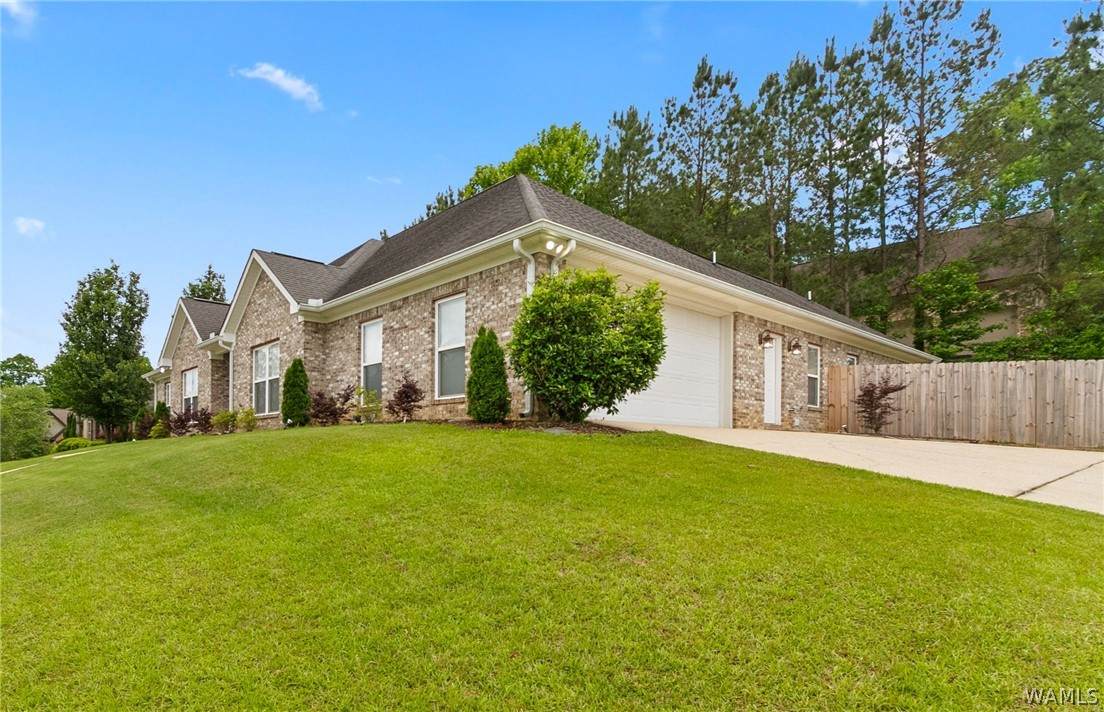 https://bt-photos.global.ssl.fastly.net/tuscaloosa/orig_boomver_1_175129-2.jpg