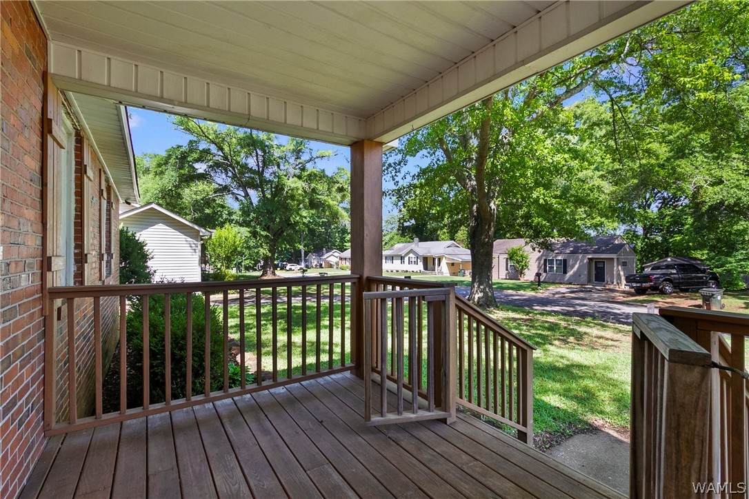 https://bt-photos.global.ssl.fastly.net/tuscaloosa/orig_boomver_1_175165-2.jpg