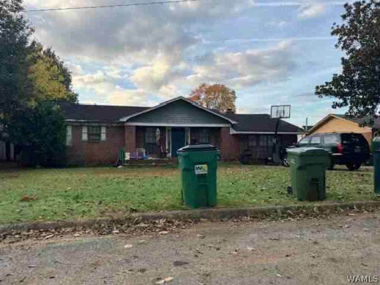 1426 2ND Street - Photo 1