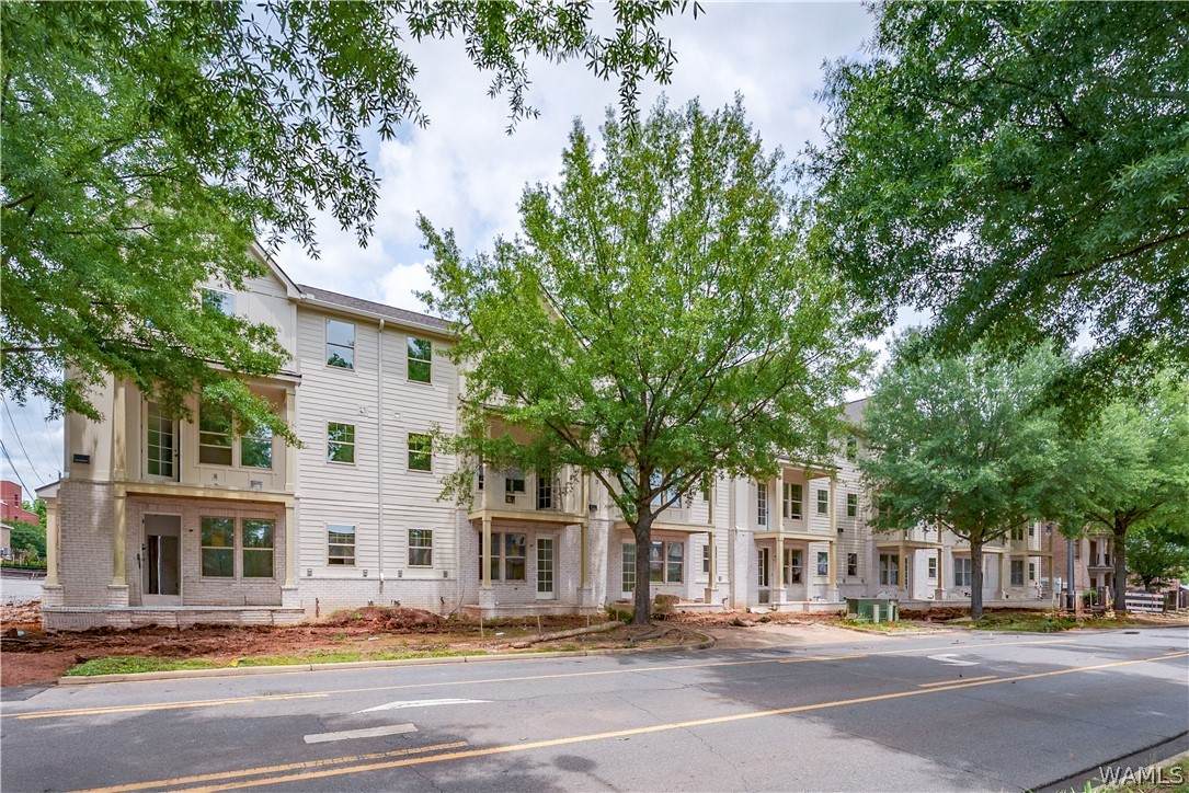 1476 15th Avenue - Photo 1