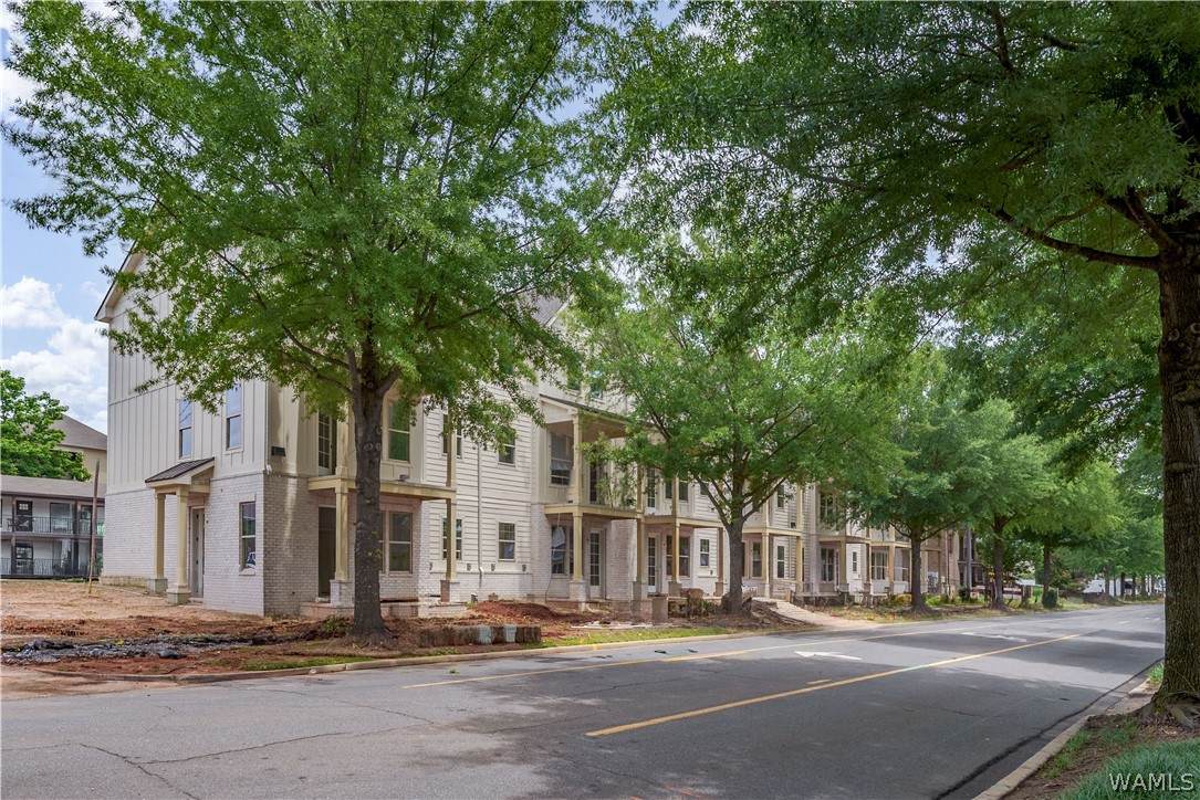 https://bt-photos.global.ssl.fastly.net/tuscaloosa/orig_boomver_1_175179-2.jpg