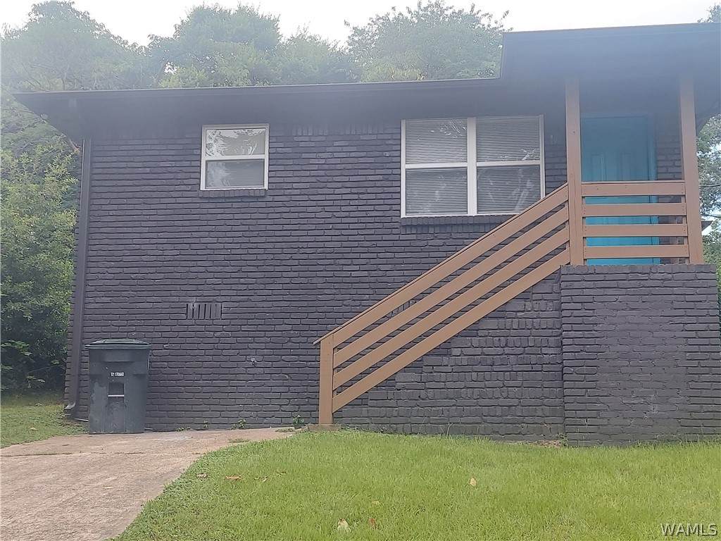 2936 42nd Avenue Alley - Photo 1