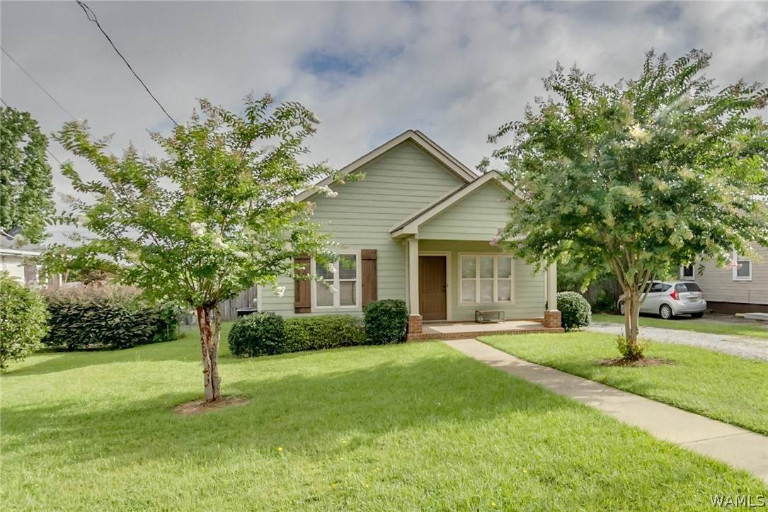 10 Lakeview - Photo 1